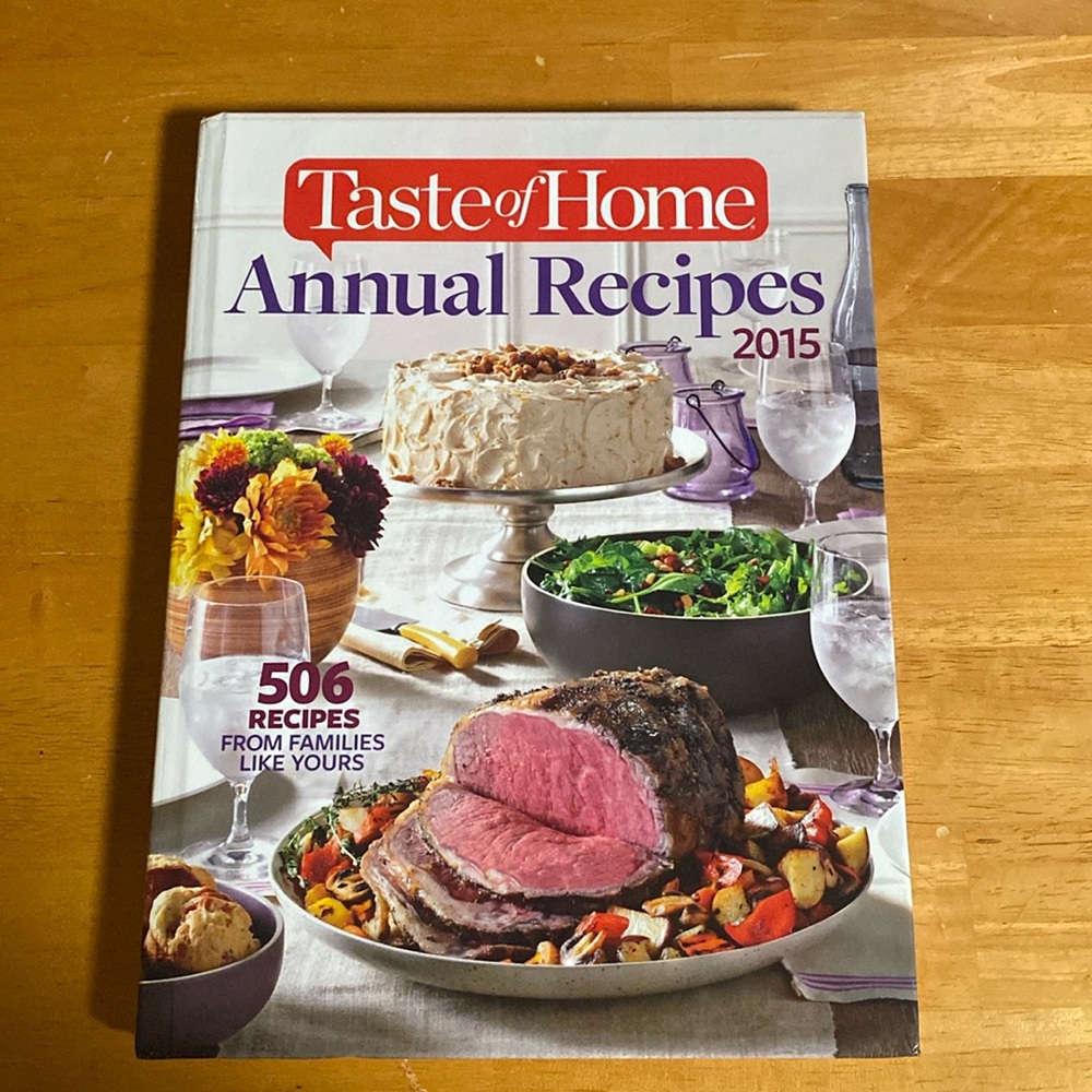 Taste of Home 2015 Annual Recipes 2015 excellent condition